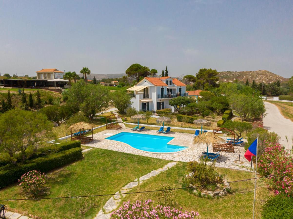 Xi Beach XI Village מראה חיצוני תמונה