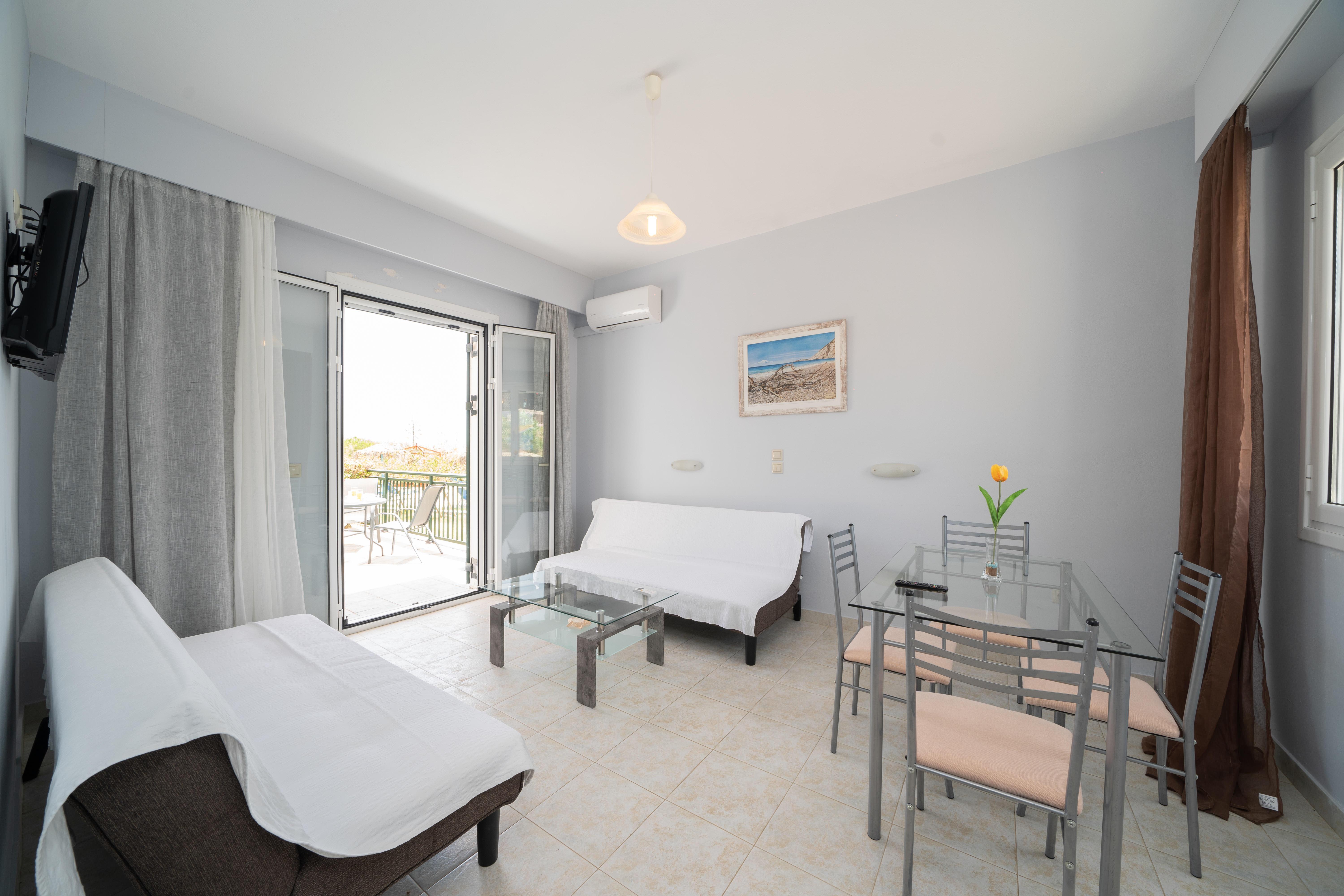 Xi Beach XI Village מראה חיצוני תמונה