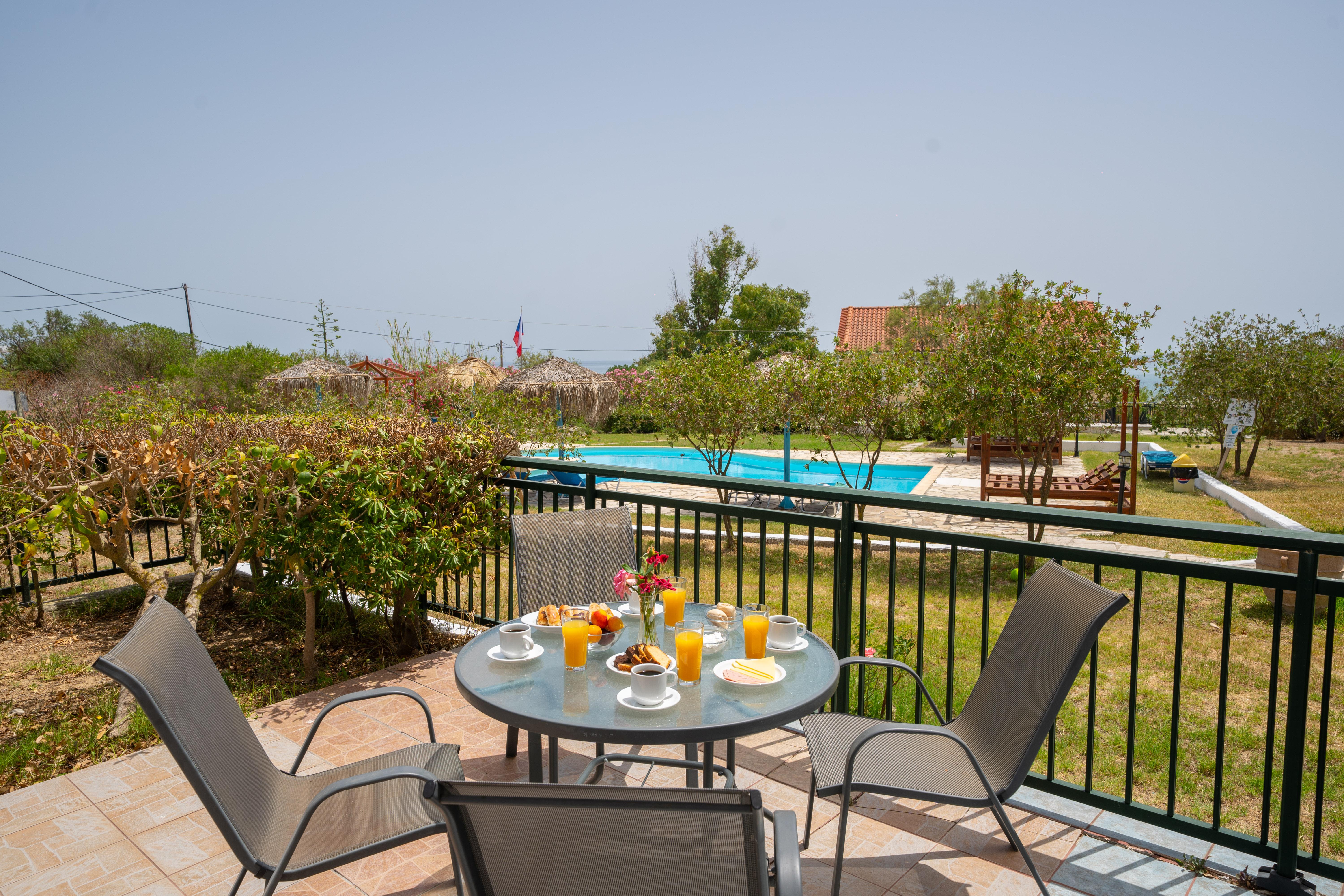 Xi Beach XI Village מראה חיצוני תמונה