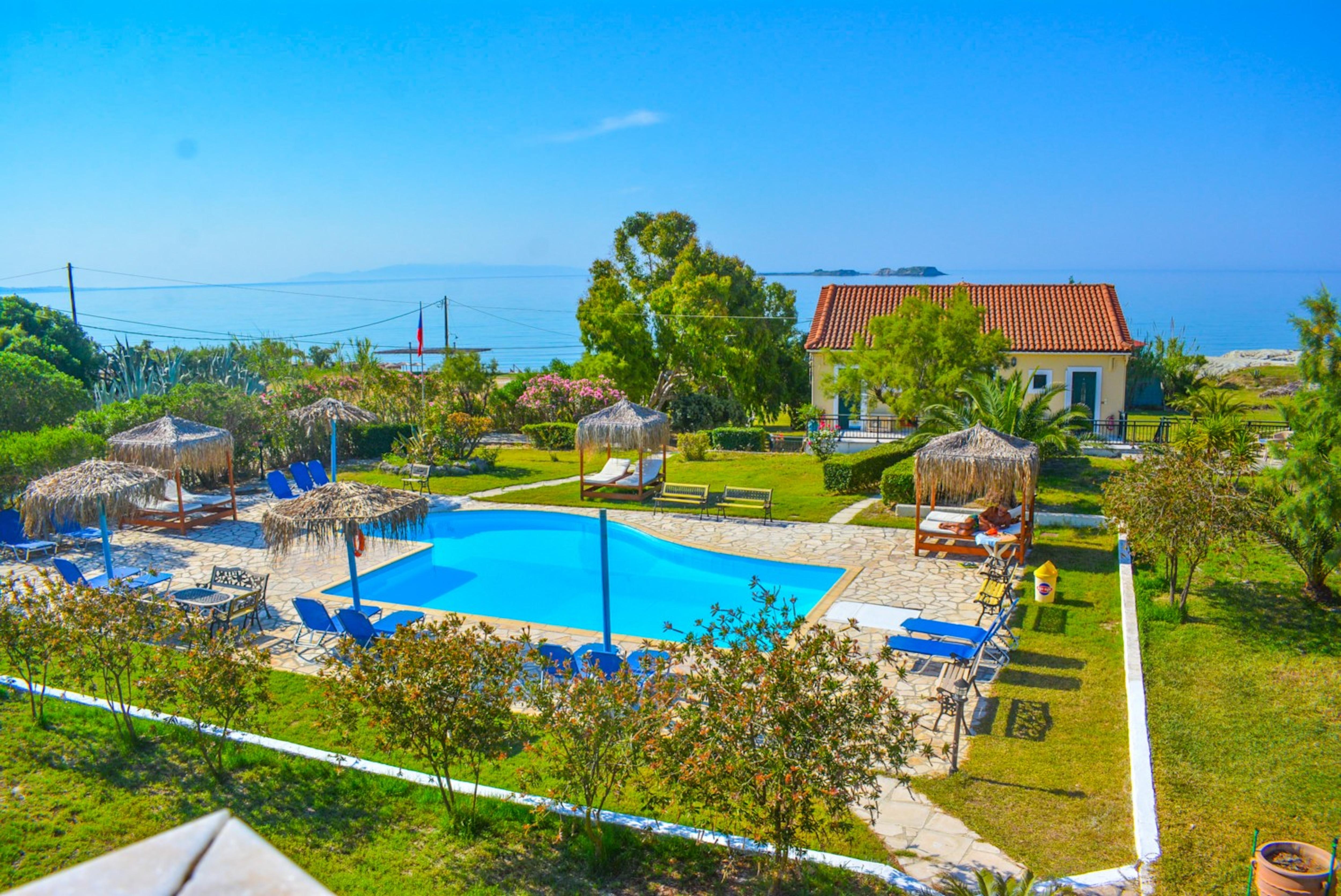 Xi Beach XI Village מראה חיצוני תמונה