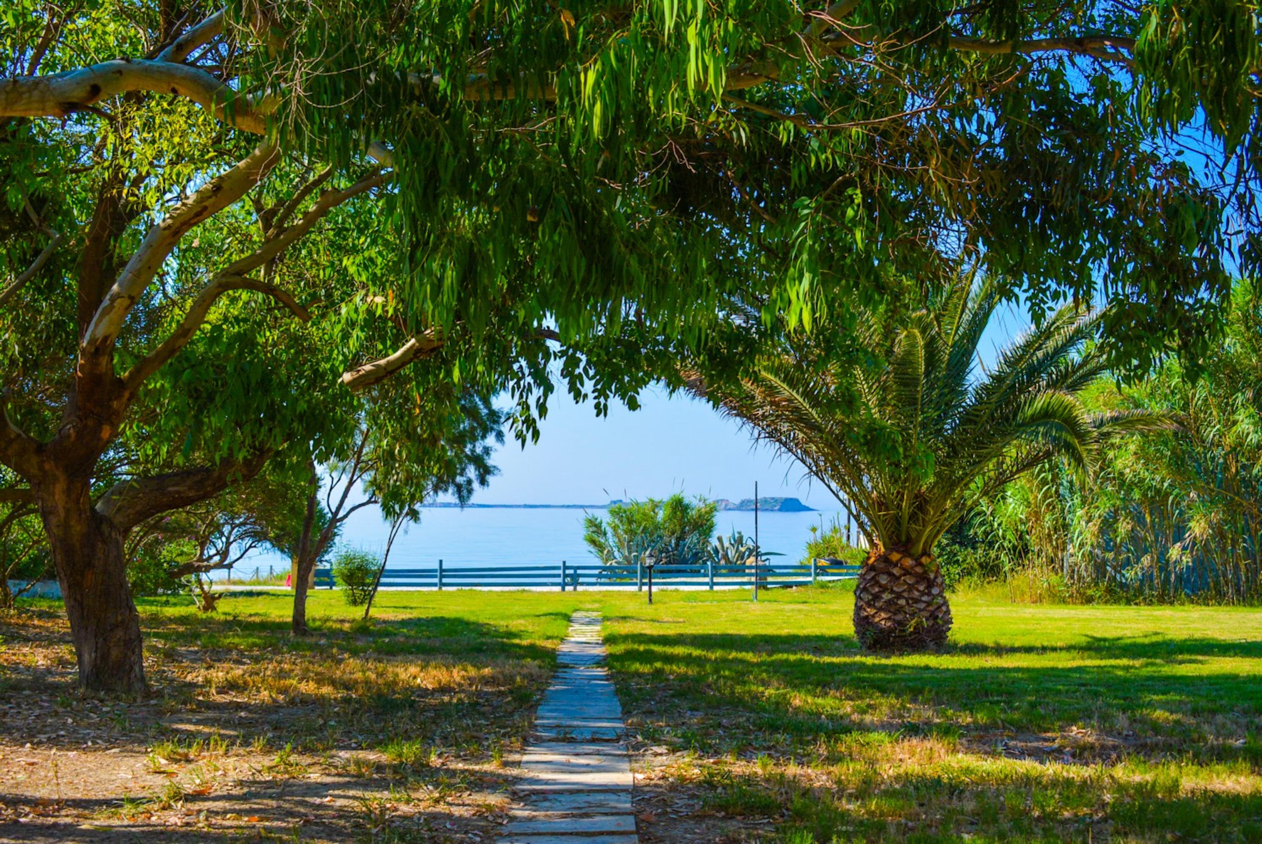 Xi Beach XI Village מראה חיצוני תמונה