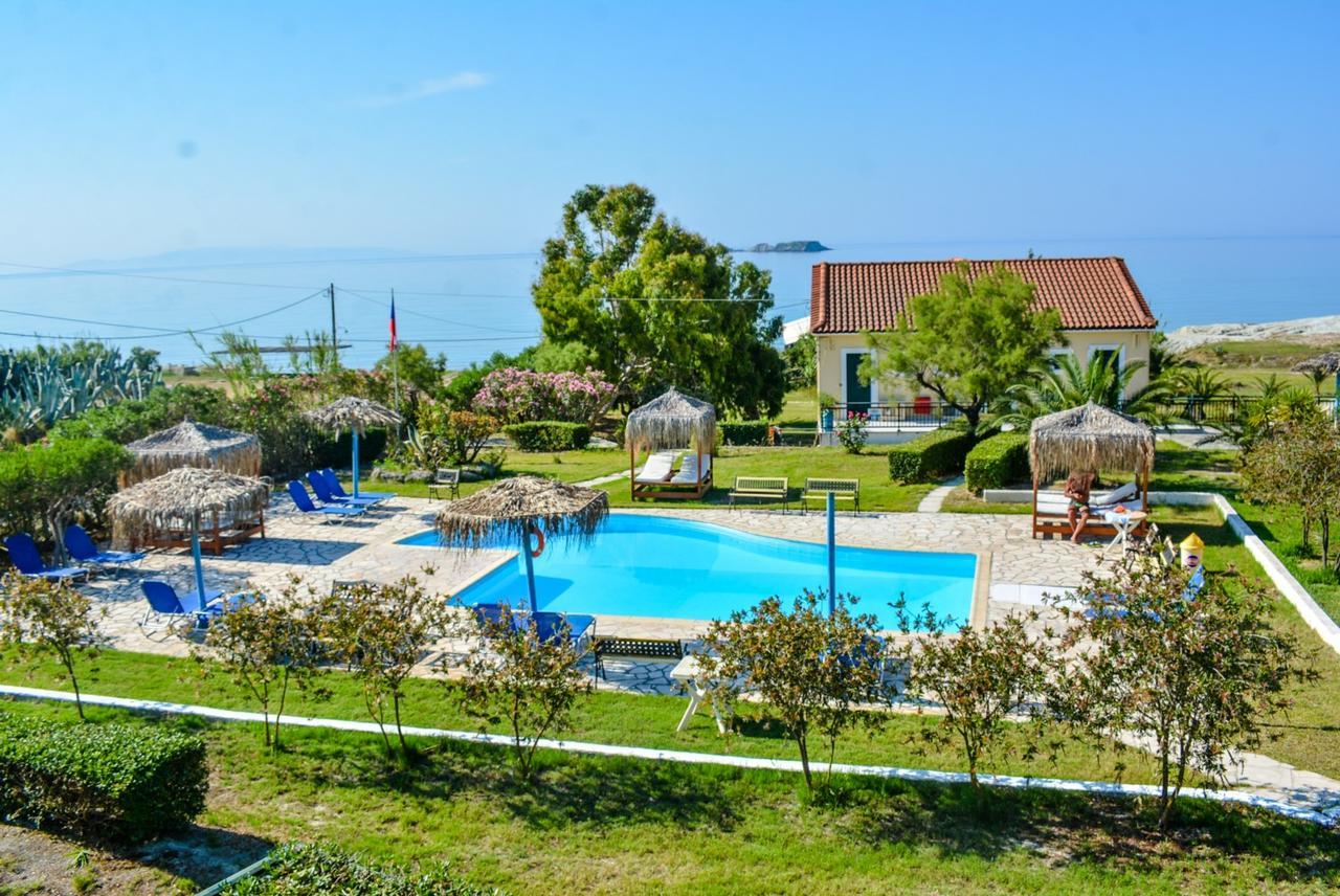 Xi Beach XI Village מראה חיצוני תמונה