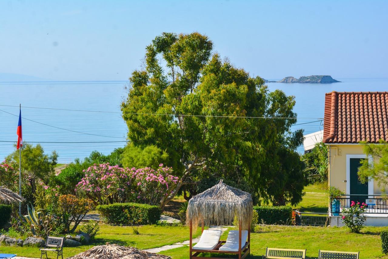 Xi Beach XI Village מראה חיצוני תמונה
